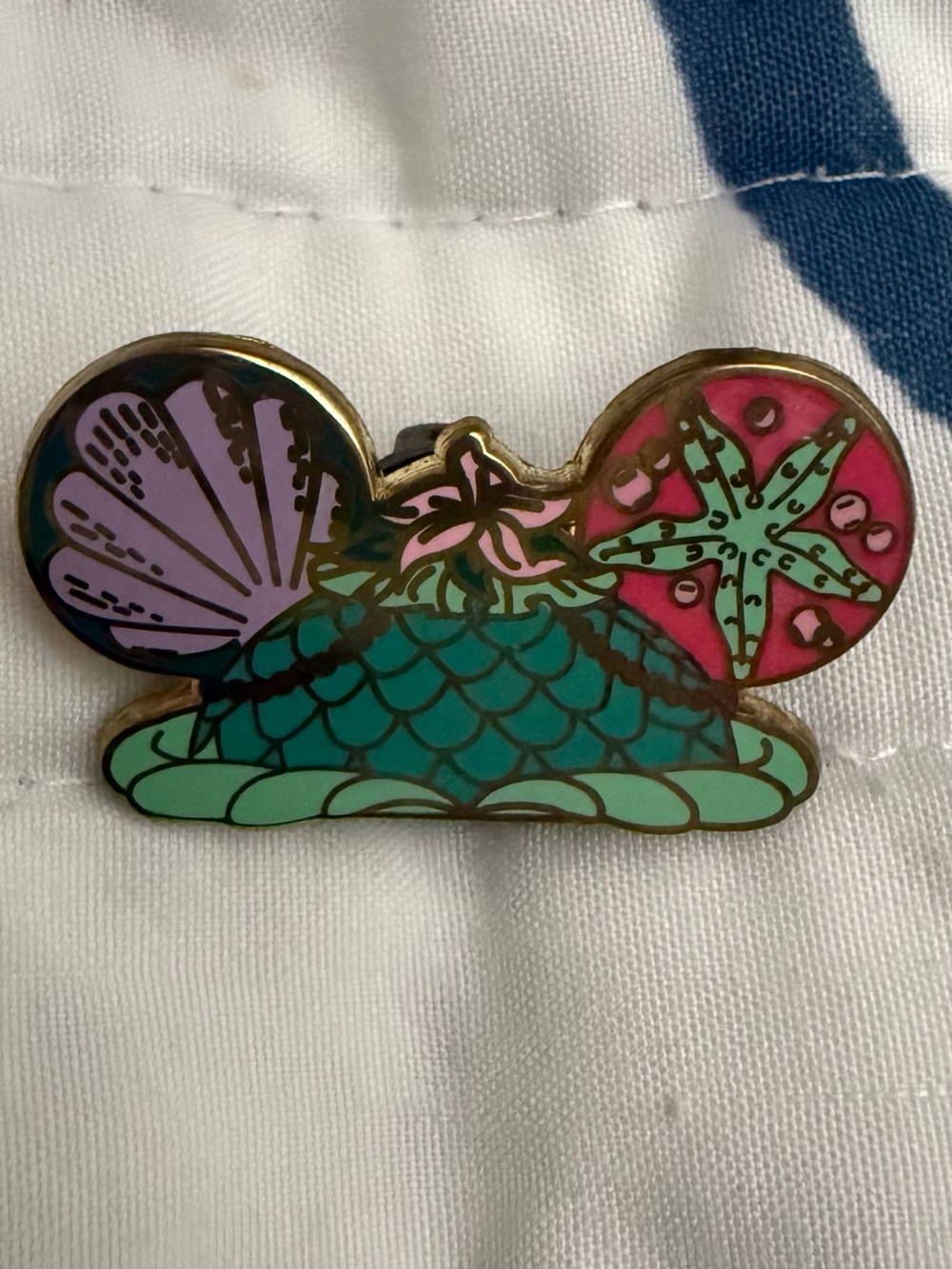 Ariel The Little Mermaid Disney Hat 2012 Gold Backing Pin
